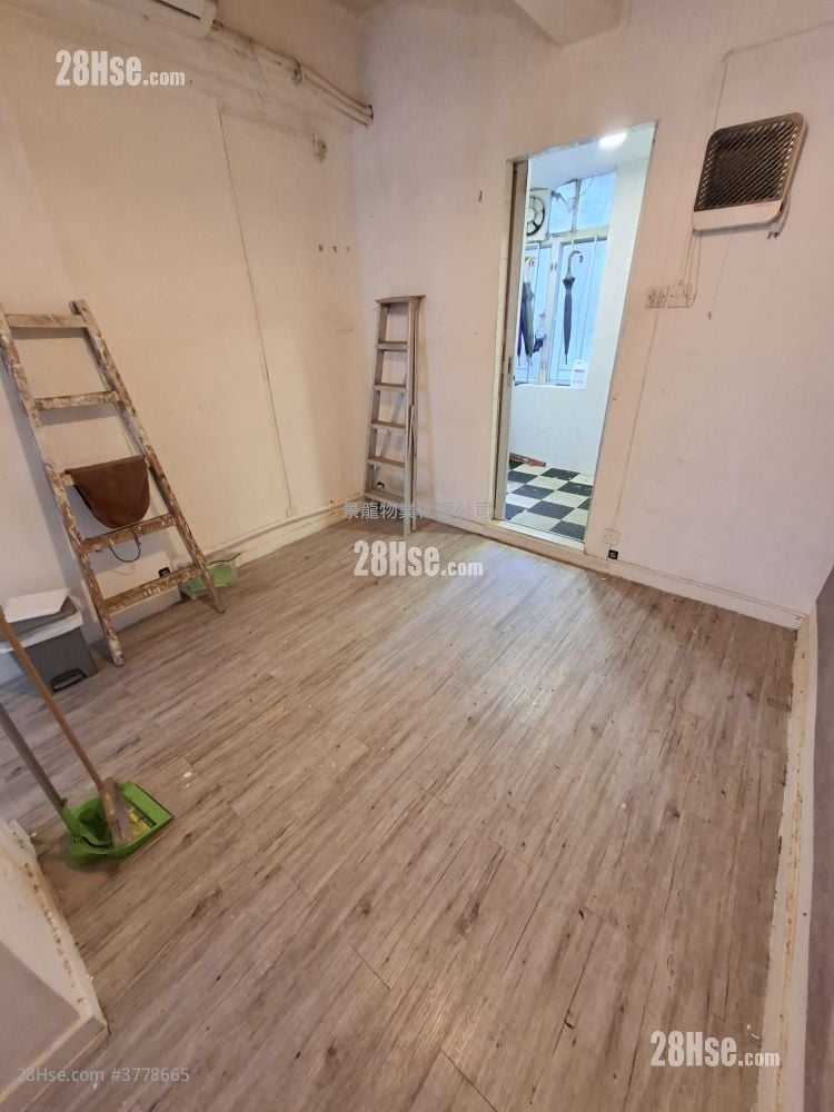 No.55 Parkes Street Rental Studio , 1 Toilet