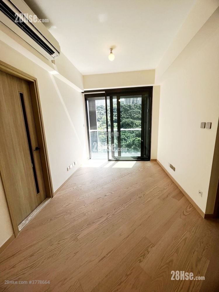 The Arles Sell 2 Bedrooms 552 ft²