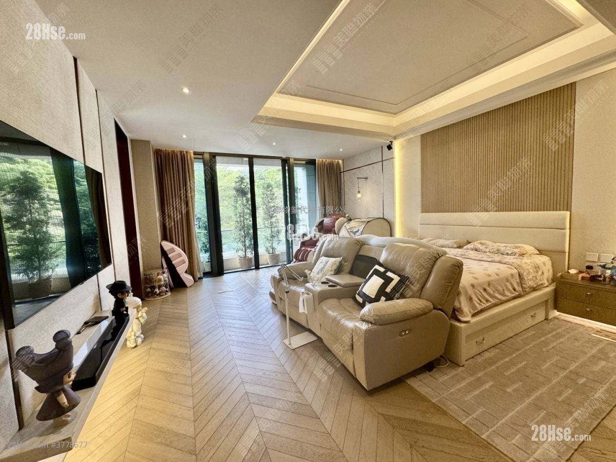 Parc Inverness Sell 4 Bedrooms 3,452 ft²