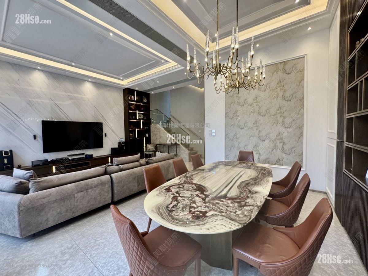 Parc Inverness Sell 4 Bedrooms 3,452 ft²