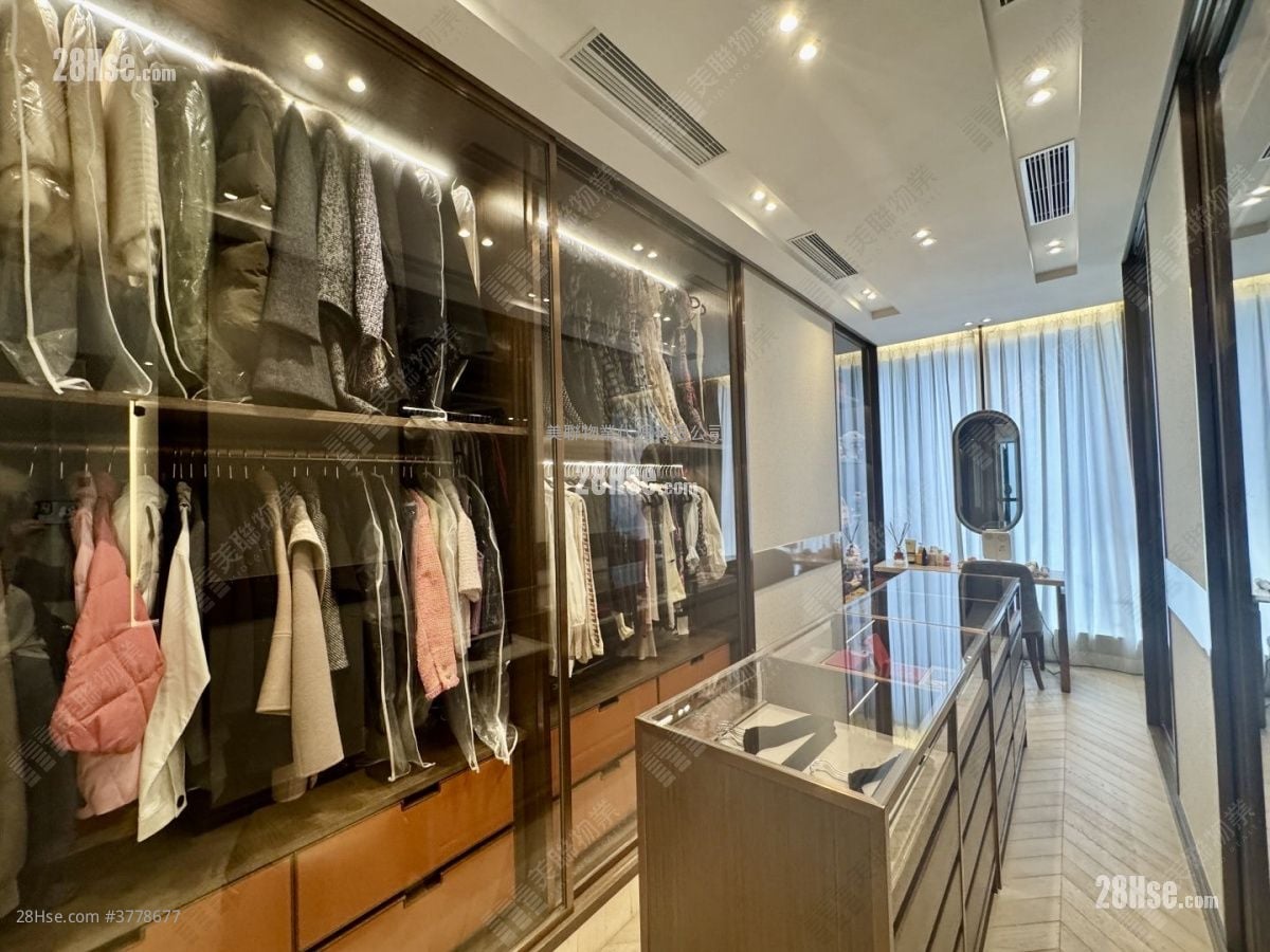 Parc Inverness Sell 4 Bedrooms 3,452 ft²