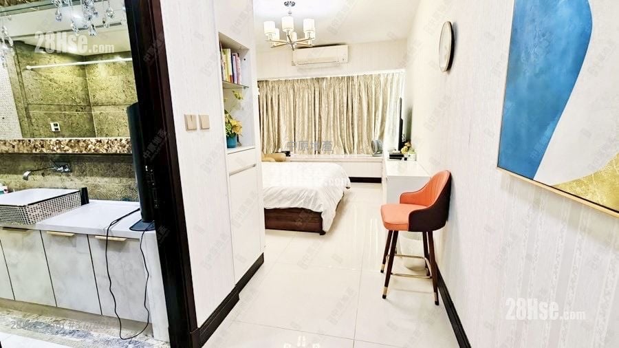 Celestial Heights Sell 4 Bedrooms , 2 Bathrooms 1,567 ft²