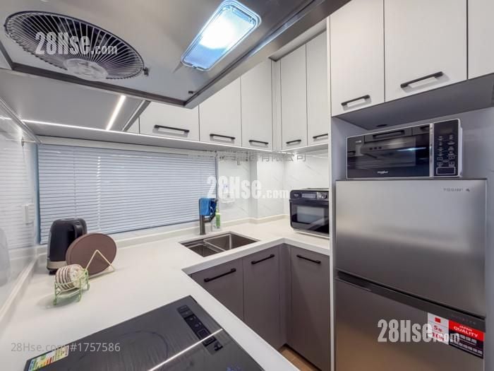 Yau Fook Building Sell 2 Bedrooms , 1 Bathroom 375 ft²