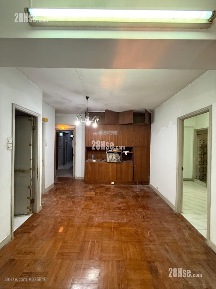 丽东大厦 售盘 4 房 , 3 浴室 1,077 平方尺