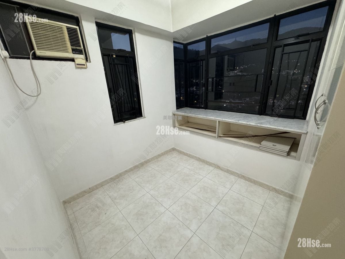 怡景園 售盤 3 房 , 1 浴室 505 平方呎