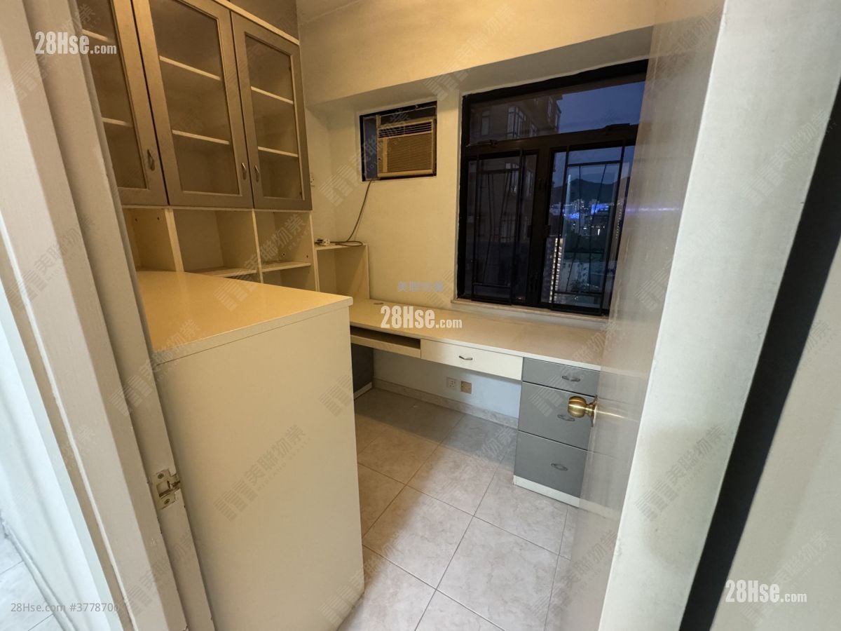 怡景園 售盤 3 房 , 1 浴室 505 平方呎