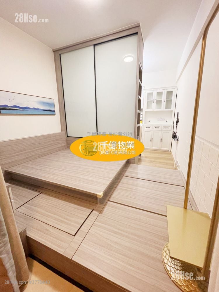 The Ascent Rental Studio , 1 Bathroom 276 ft²