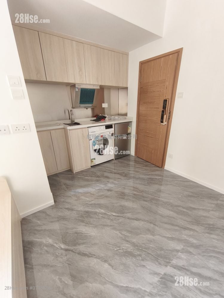 馀庆大厦 租盘 1 浴室 170 平方尺