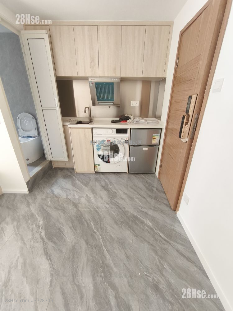 馀庆大厦 租盘 1 浴室 170 平方尺