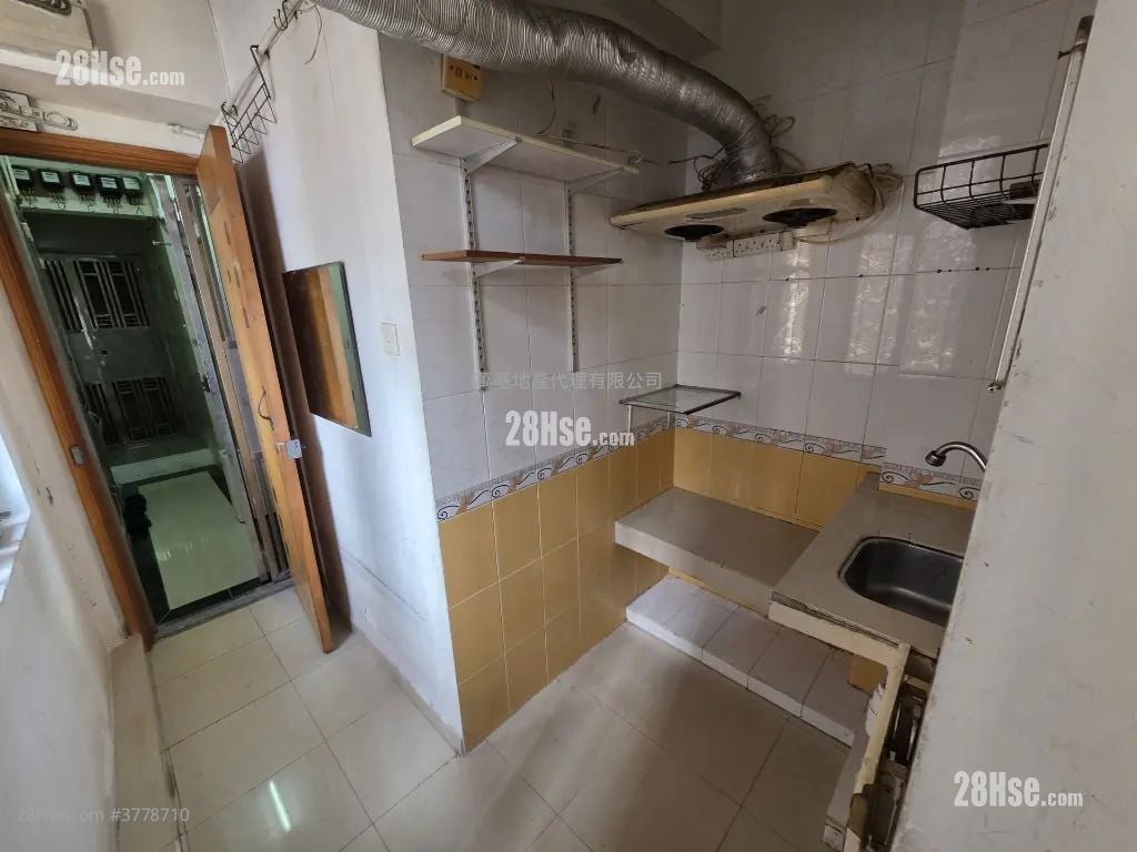 58 Ki Lung Street Sell 5+ Bedrooms , 5+ Bathrooms 665 ft²