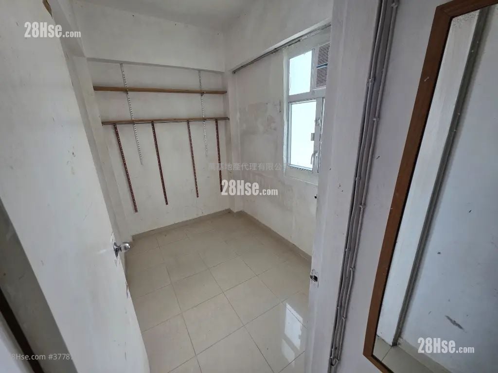 58 Ki Lung Street Sell 5+ Bedrooms , 5+ Bathrooms 665 ft²