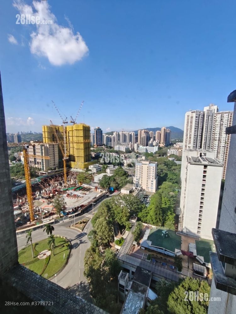 Fanling Town Center Sell 2 Bedrooms , 1 Bathroom 376 ft²