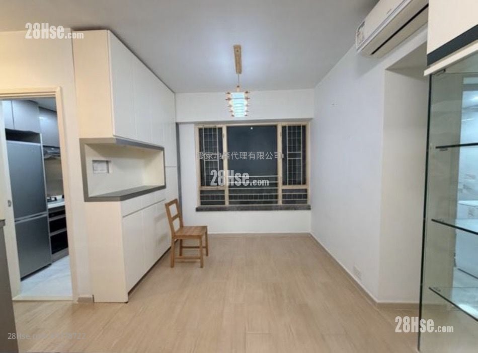 La Cite Noble Rental 2 Bedrooms 434 ft²