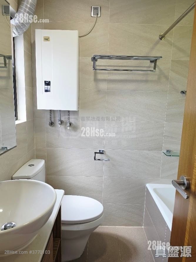 云景台 售盘 3 房 1,065 平方尺