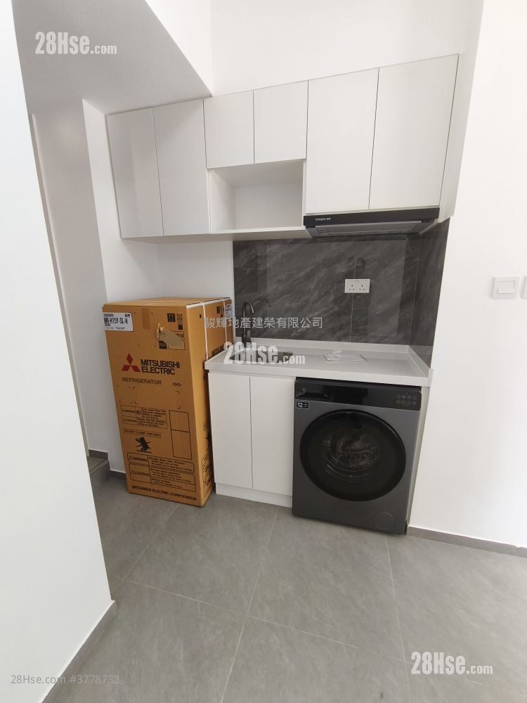 Honland Building Rental 1 Bathroom 170 ft²