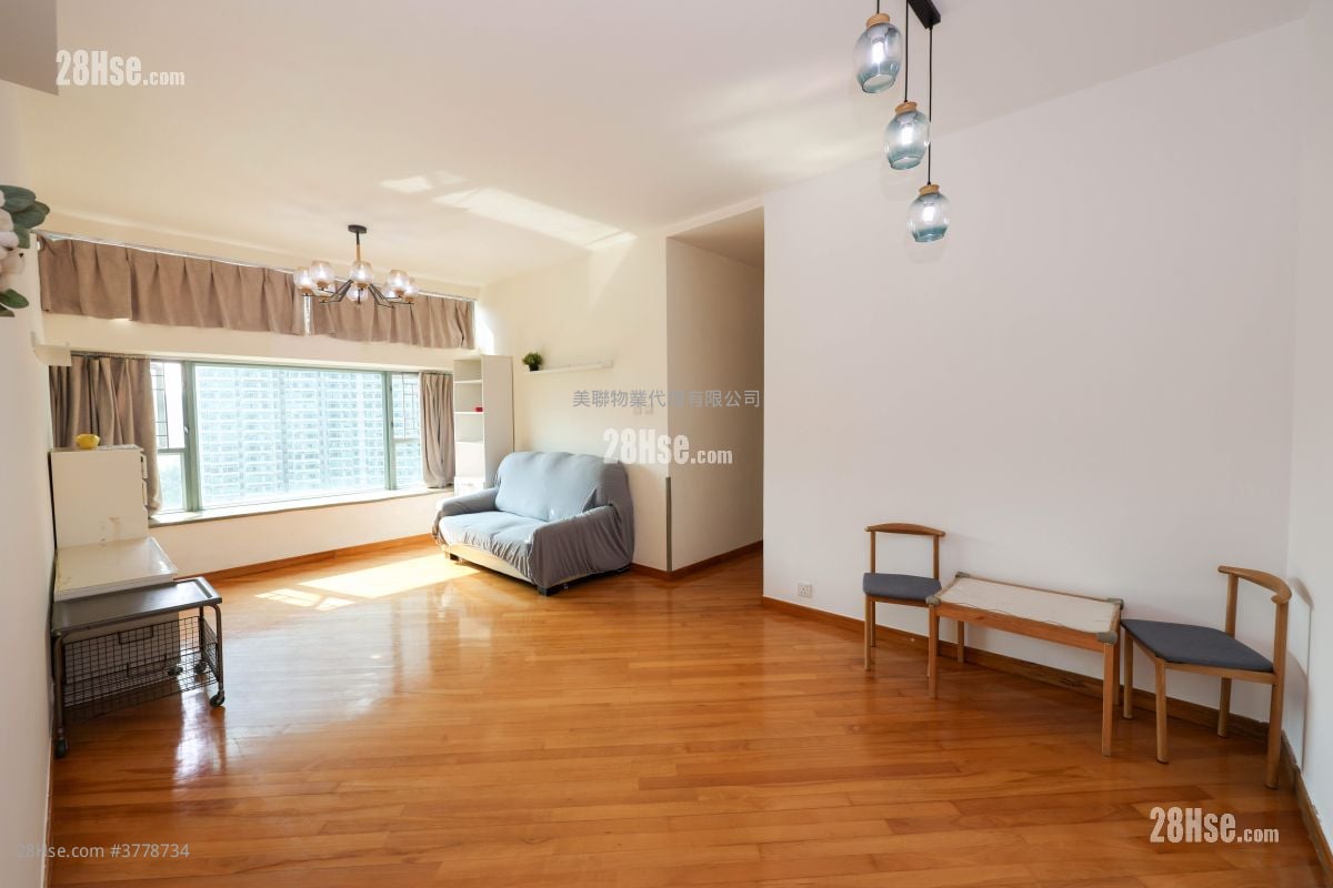 Tung Chung Crescent Rental 803 ft²