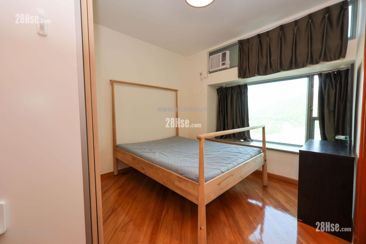 Tung Chung Crescent Rental 803 ft²