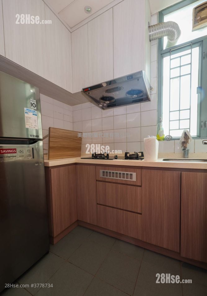 Tung Chung Crescent Rental 803 ft²