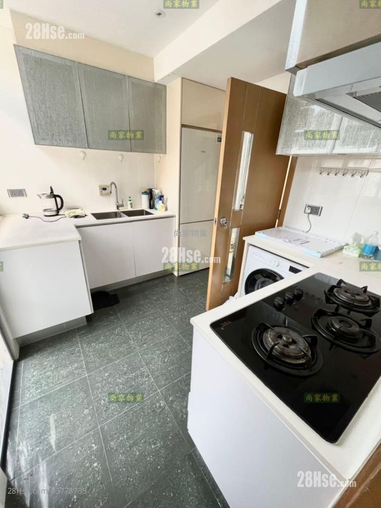 Rainbow Lodge Sell 3 Bedrooms , 2 Bathrooms 1,295 ft²