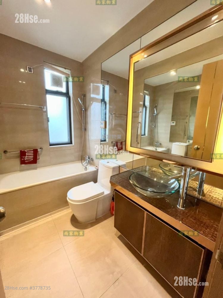 Rainbow Lodge Sell 3 Bedrooms , 2 Bathrooms 1,295 ft²