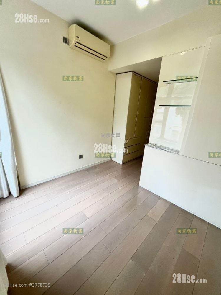 Rainbow Lodge Sell 3 Bedrooms , 2 Bathrooms 1,295 ft²