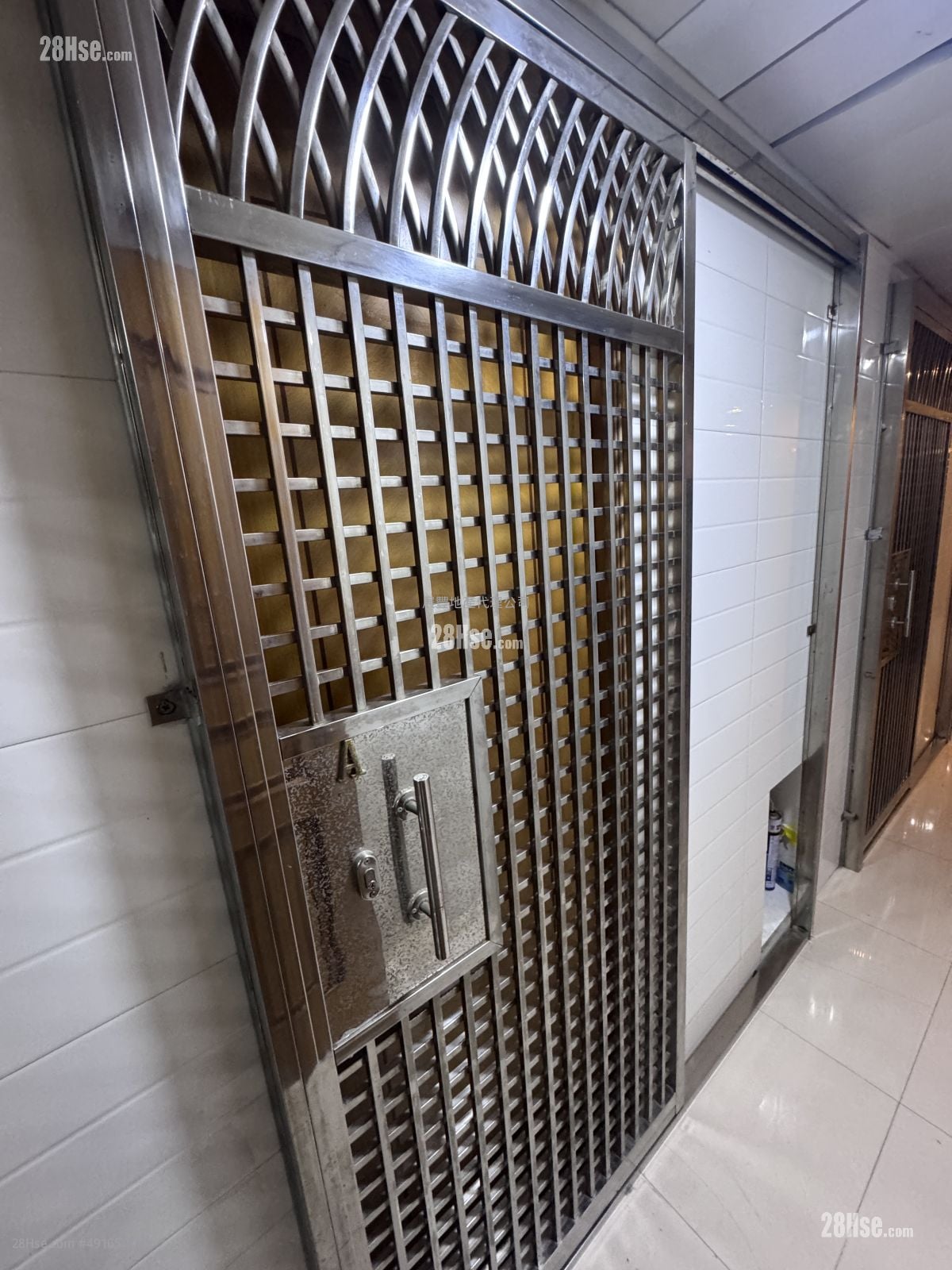 长沙湾道98-100号 租盘 开放式间隔 , 1 浴室 80 平方尺