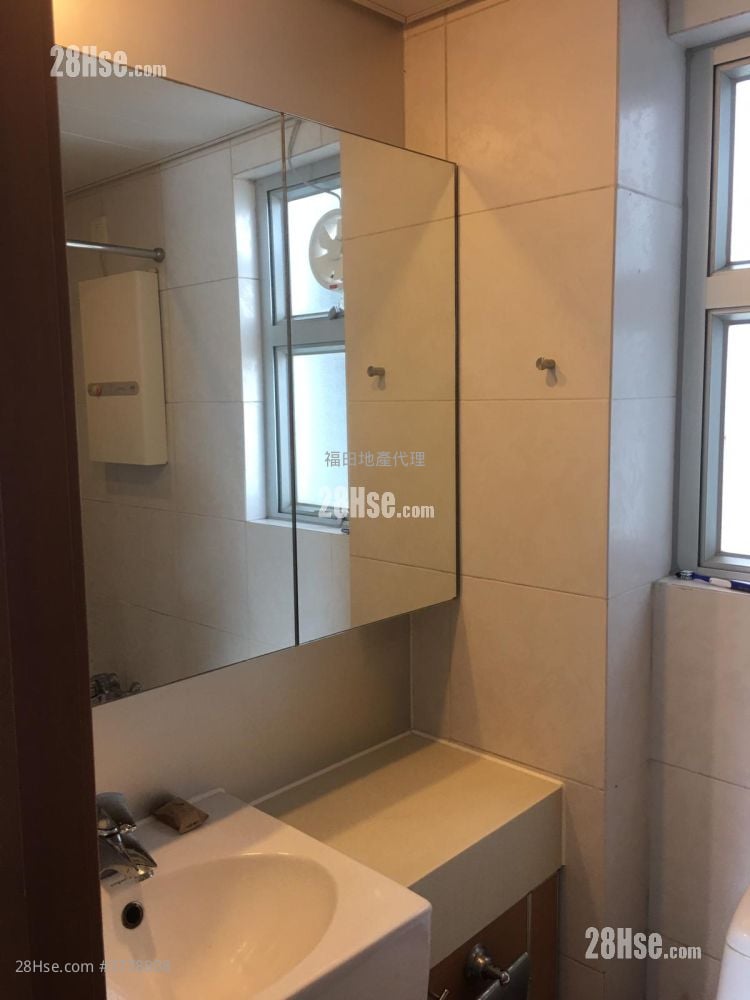 港湾豪庭 售盘 2 房 , 1 浴室 344 平方尺