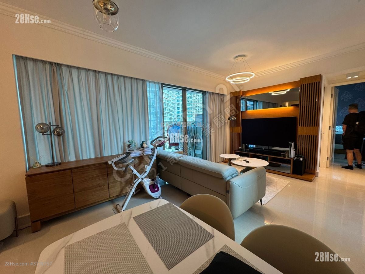 岚岸 售盘 3 房 , 2 浴室 660 平方尺