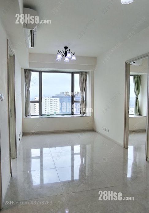 Yuccie Square Rental 2 Bedrooms , 1 Bathroom 426 ft²