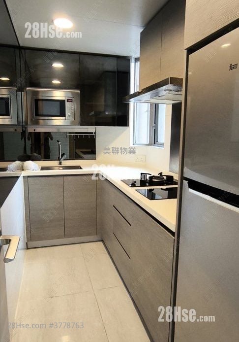 Yuccie Square Rental 2 Bedrooms , 1 Bathroom 426 ft²