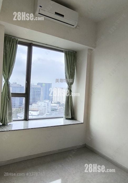 Yuccie Square Rental 2 Bedrooms , 1 Bathroom 426 ft²