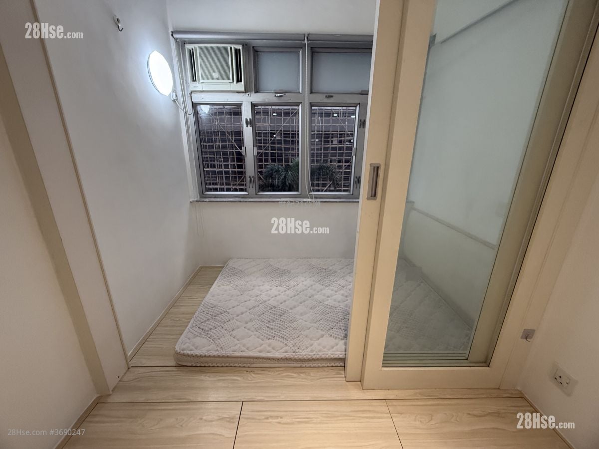 四寶大廈 售盤 4 房 , 4 浴室 575 平方呎