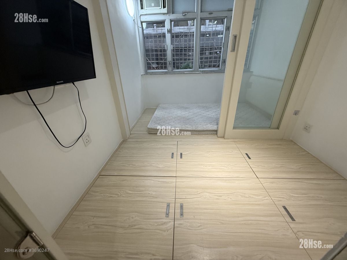 四寶大廈 售盤 4 房 , 4 浴室 575 平方呎