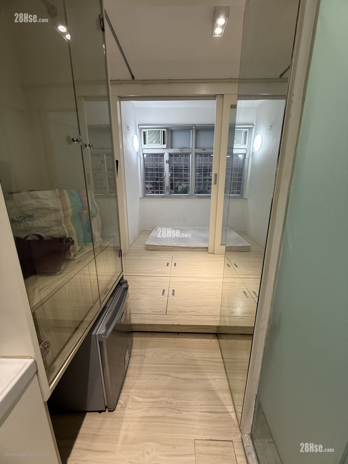 四寶大廈 售盤 4 房 , 4 浴室 575 平方呎