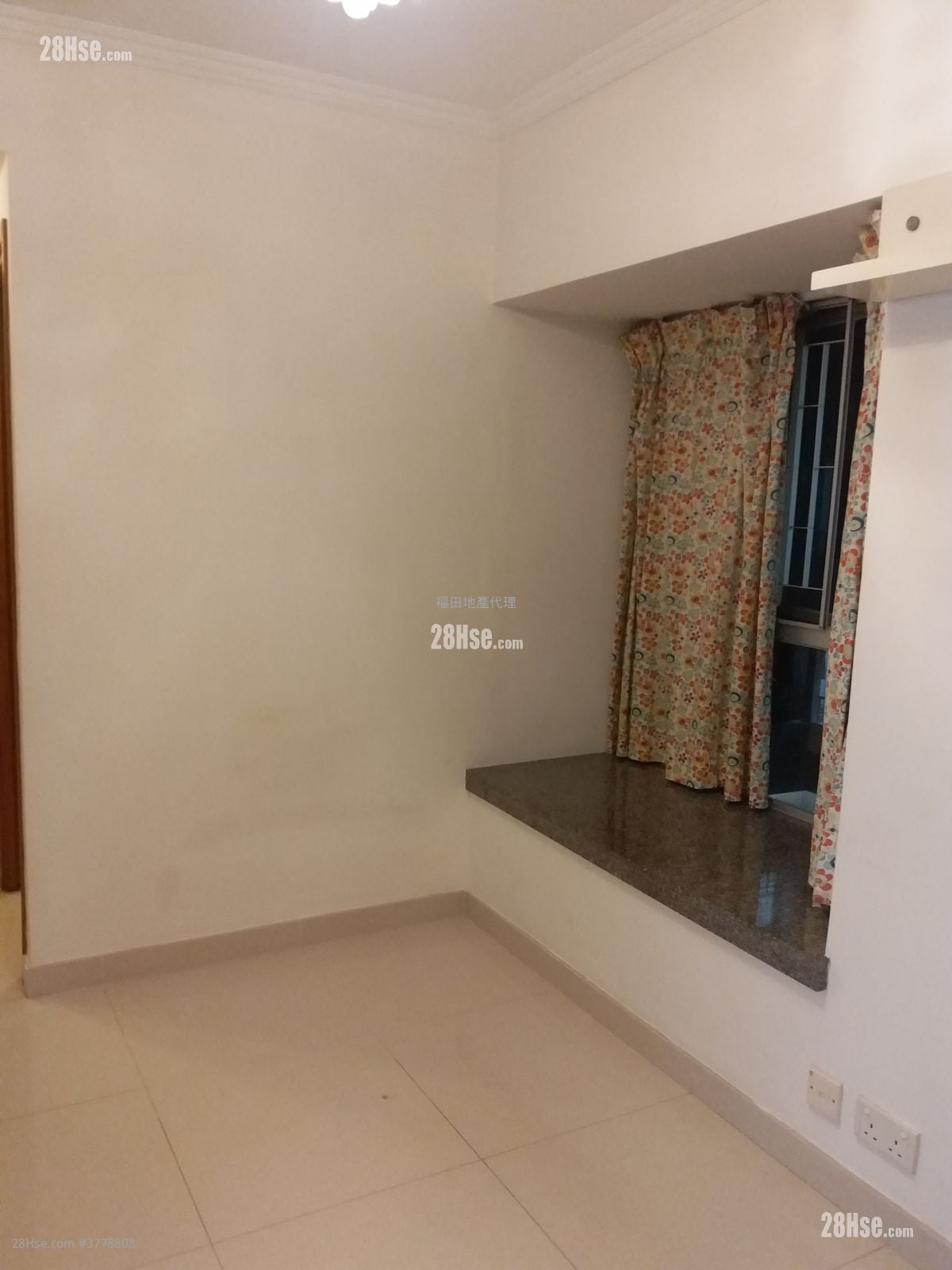 港湾豪庭 售盘 2 房 , 1 浴室 344 平方尺