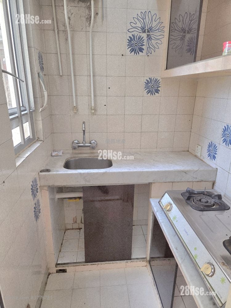 Lai Bo Building Sell 1 Bedroom , 1 Bathroom 248 ft²