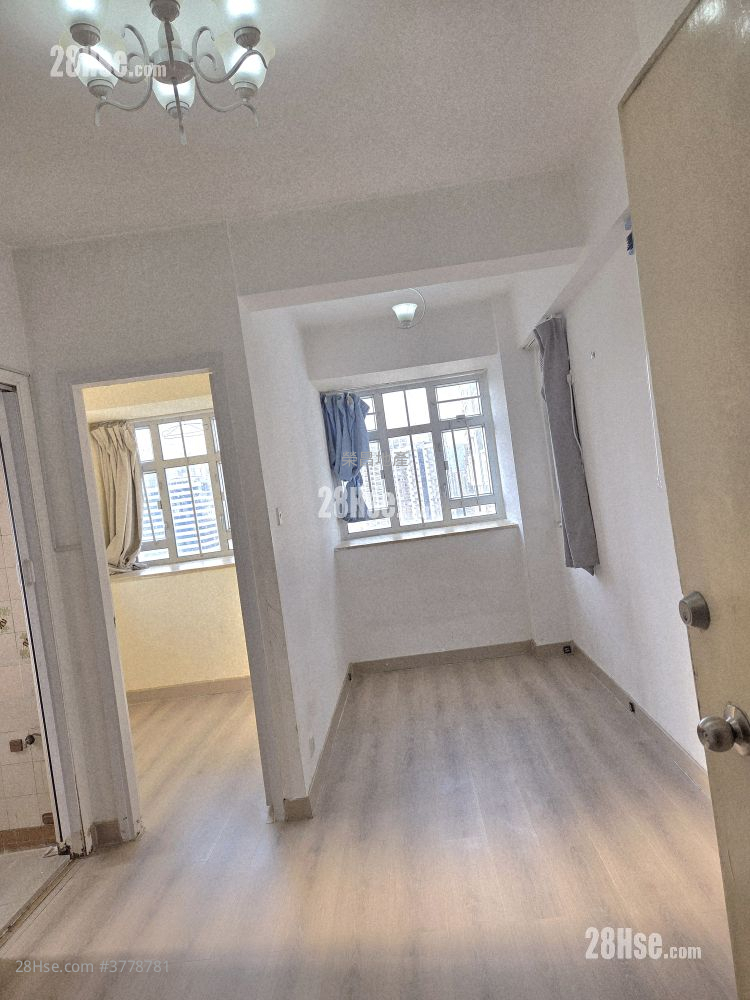 Lai Bo Building Sell 1 Bedroom , 1 Bathroom 248 ft²