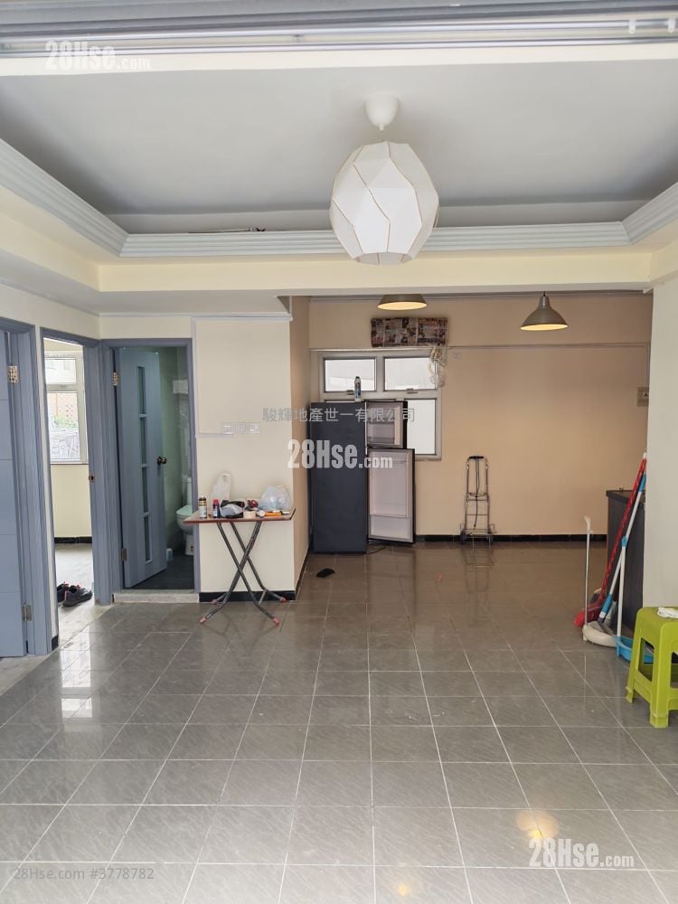 Capital Building Rental 2 Bedrooms , 1 Bathroom 490 ft²