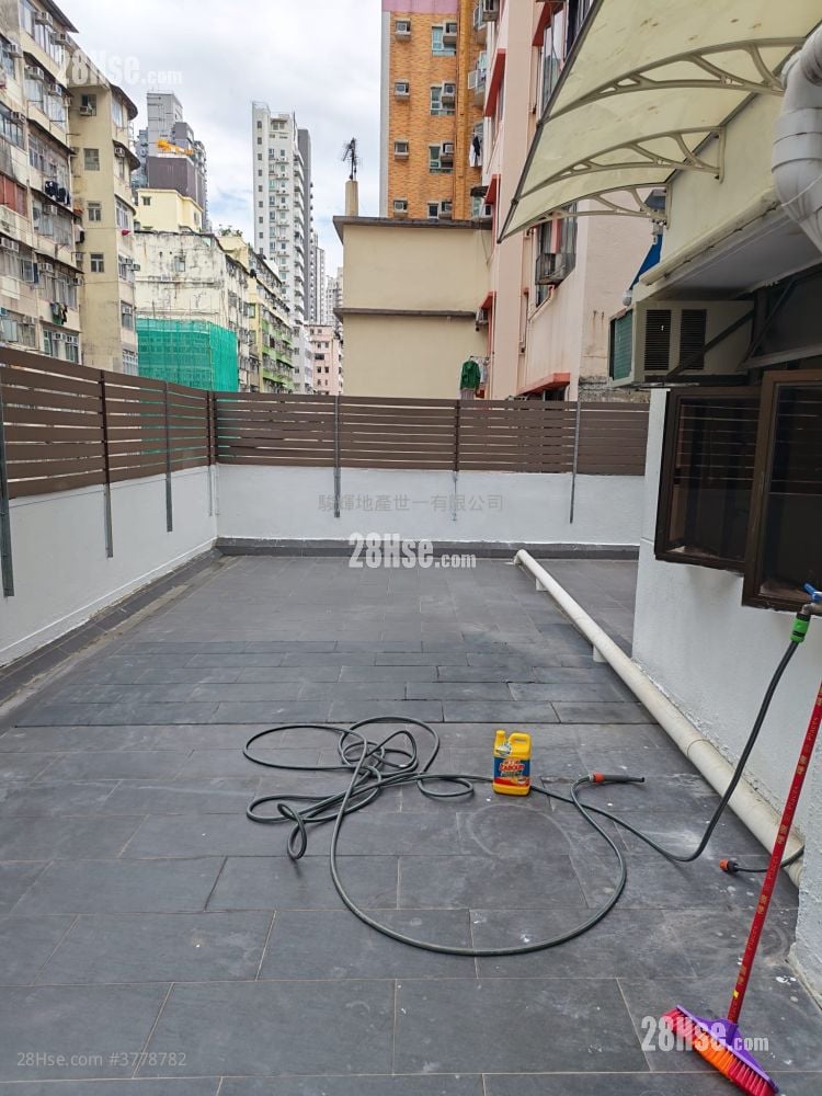 Capital Building Rental 2 Bedrooms , 1 Bathroom 490 ft²