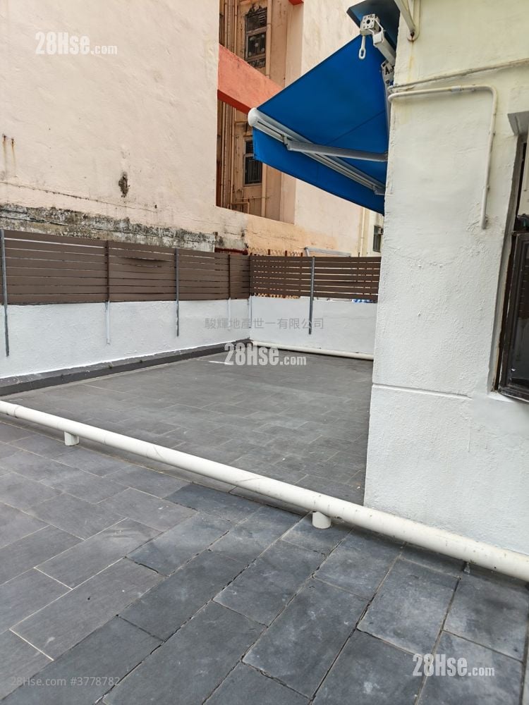 Capital Building Rental 2 Bedrooms , 1 Bathroom 490 ft²