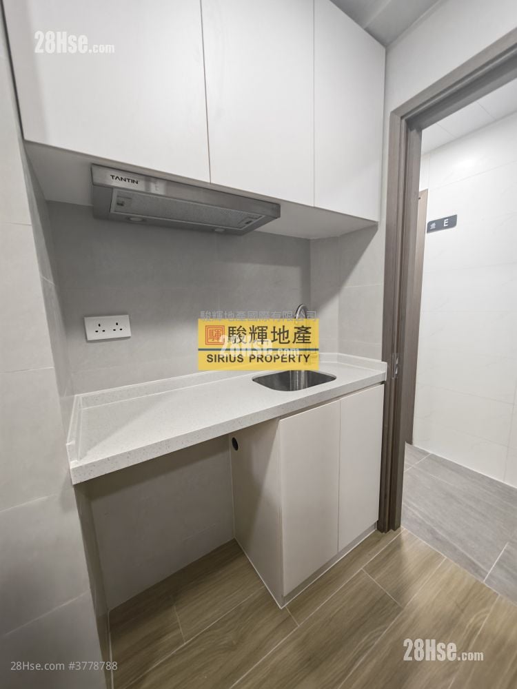 Kai Hing Building Rental 1 Bedroom , 1 Bathroom 180 ft²
