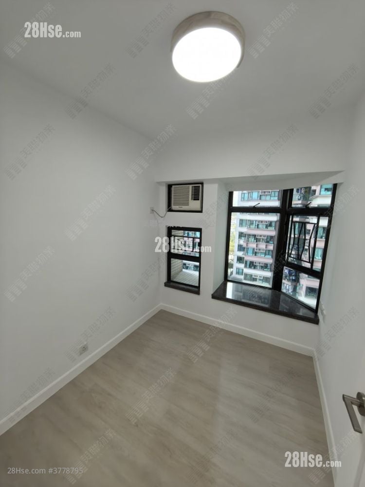 Royal Ascot Sell 3 Bedrooms , 1 Bathroom 676 ft²