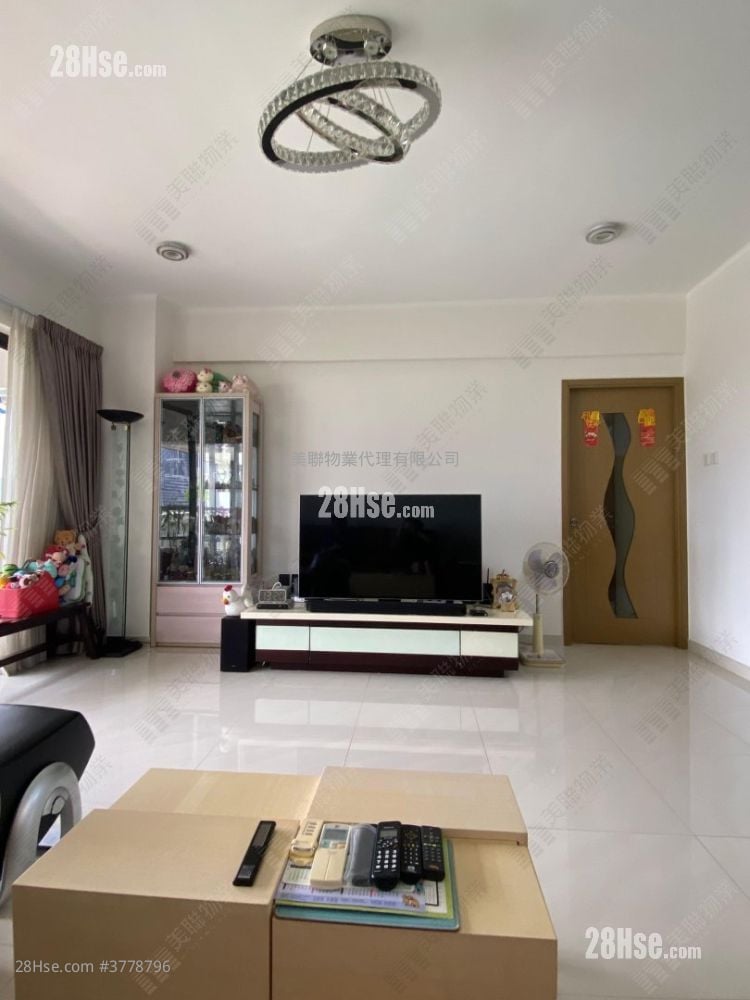 Victoria Court Sell 3 Bedrooms , 3 Bathrooms 1,592 ft²