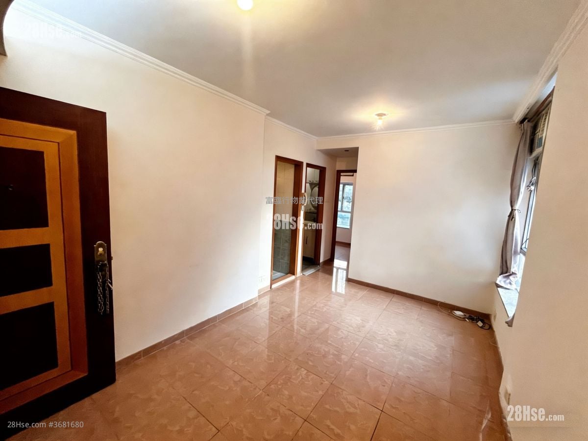 Billion Court Sell 2 Bedrooms , 1 Bathroom 370 ft²