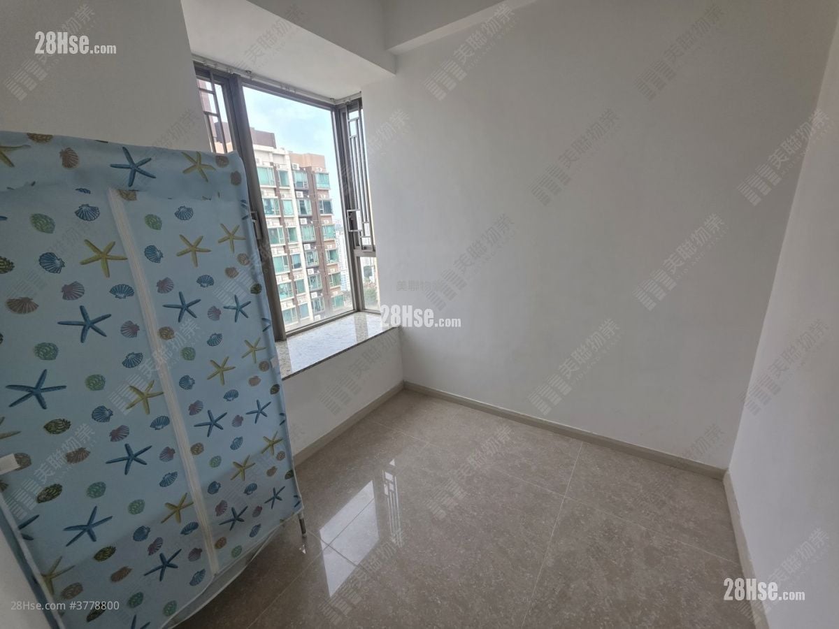 世宙 租盘 3 房 , 2 浴室 646 平方尺