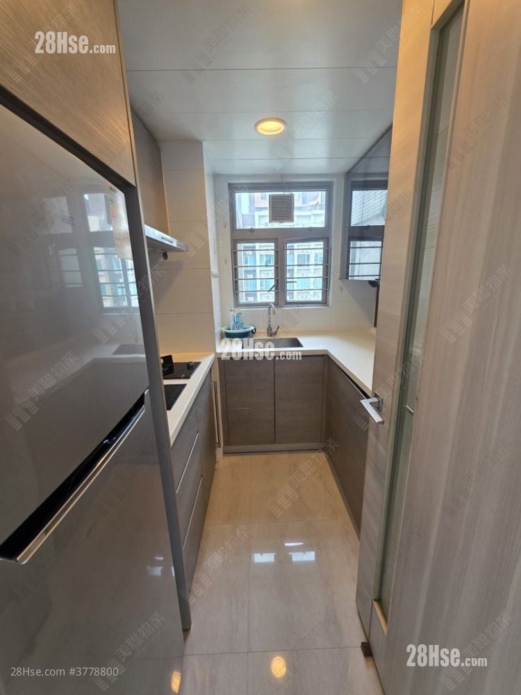 世宙 租盘 3 房 , 2 浴室 646 平方尺