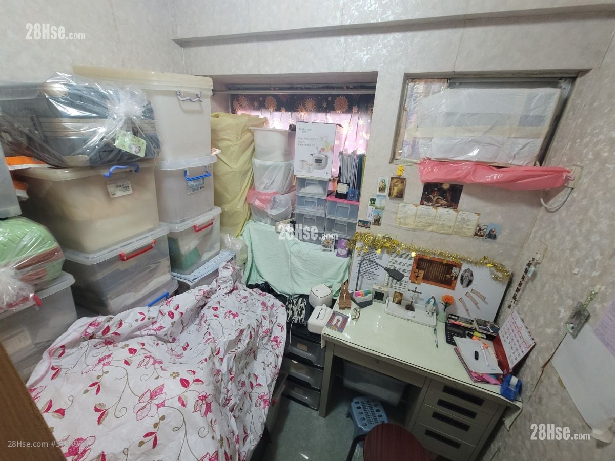 宝石大厦 售盘 3 房 , 2 浴室 600 平方尺