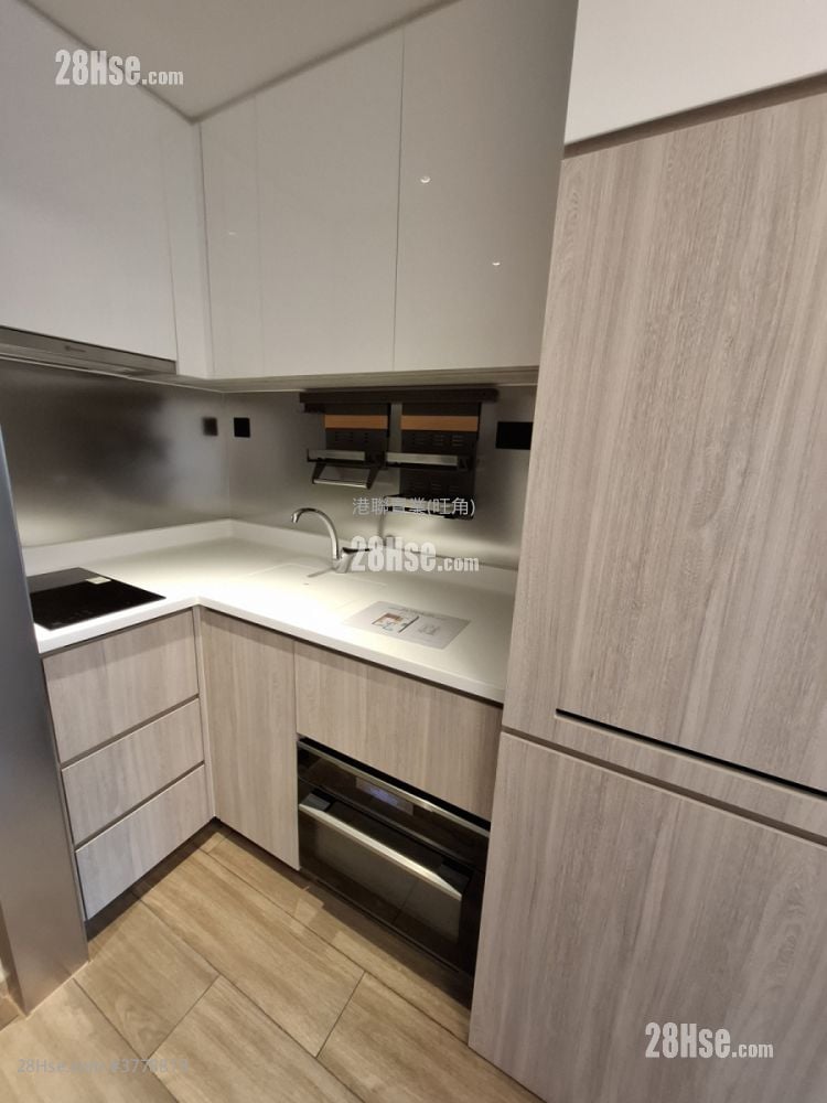 Bright Moon Rental 1 Bedroom , 1 Bathroom 284 ft²