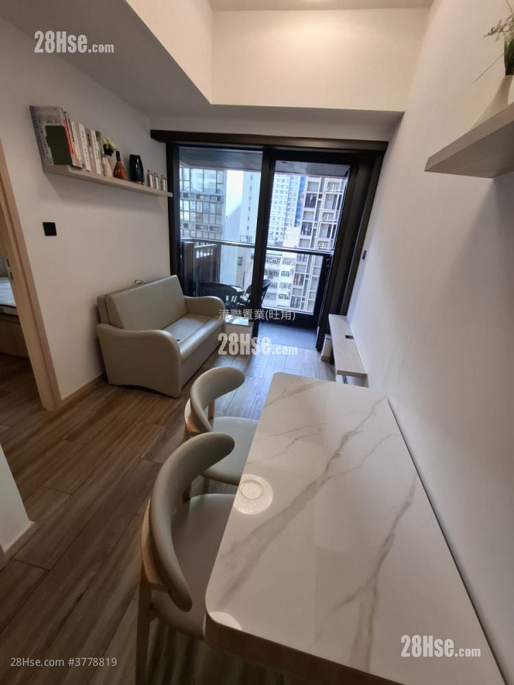 Bright Moon Rental 1 Bedroom , 1 Bathroom 284 ft²