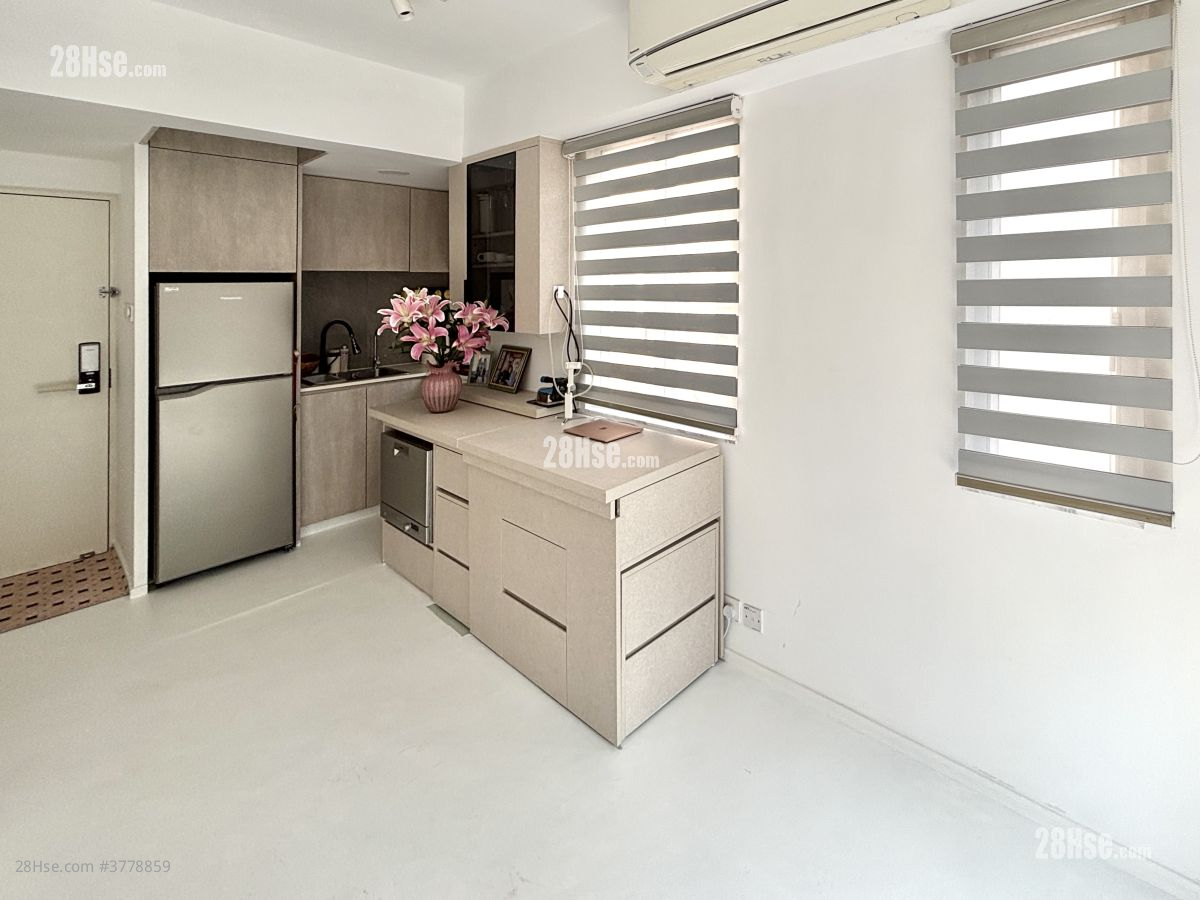 Ka Fung Building Sell Studio , 1 Bathroom 279 ft²